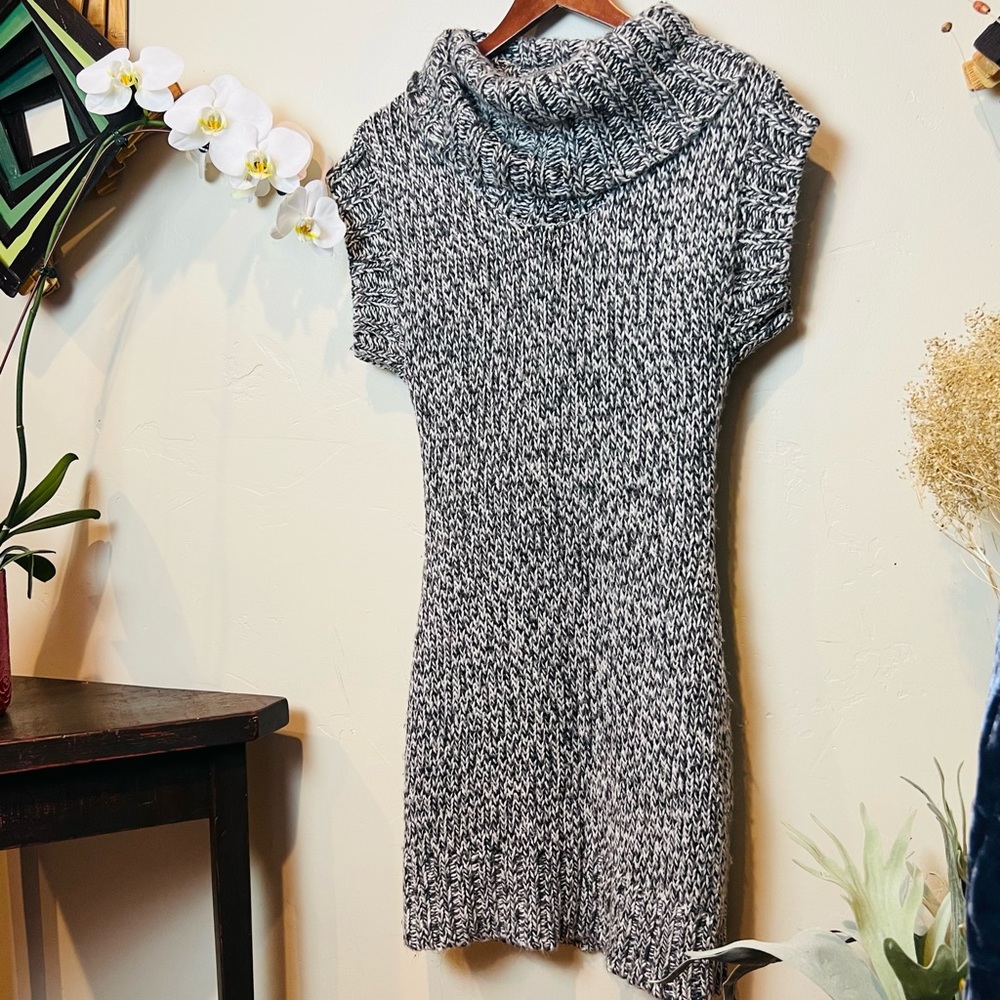 Sequin Hearts dress, knitted dress 100% acrylic
